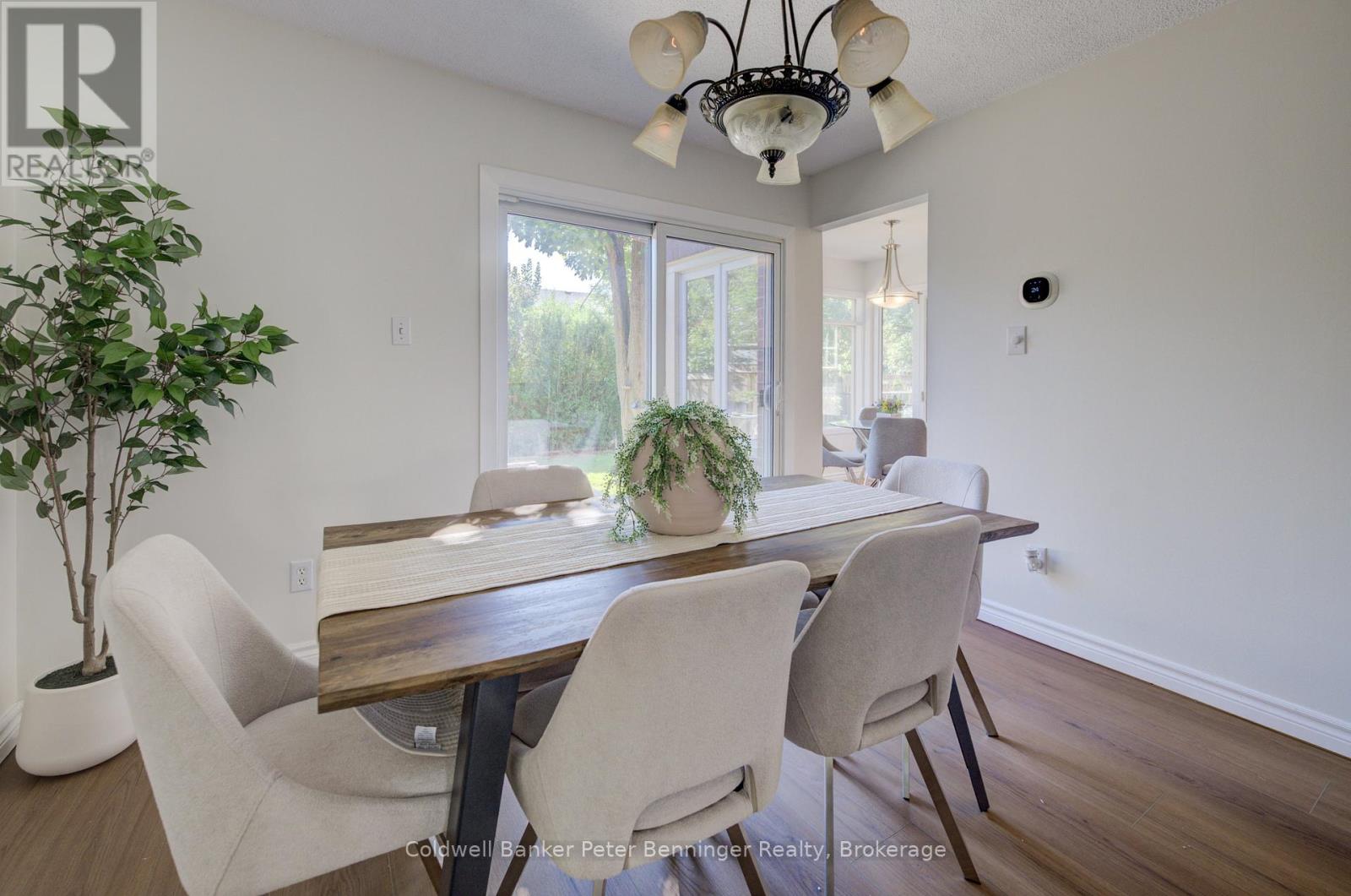 Photo 13 of 161 Satok Crescent, Milton ON