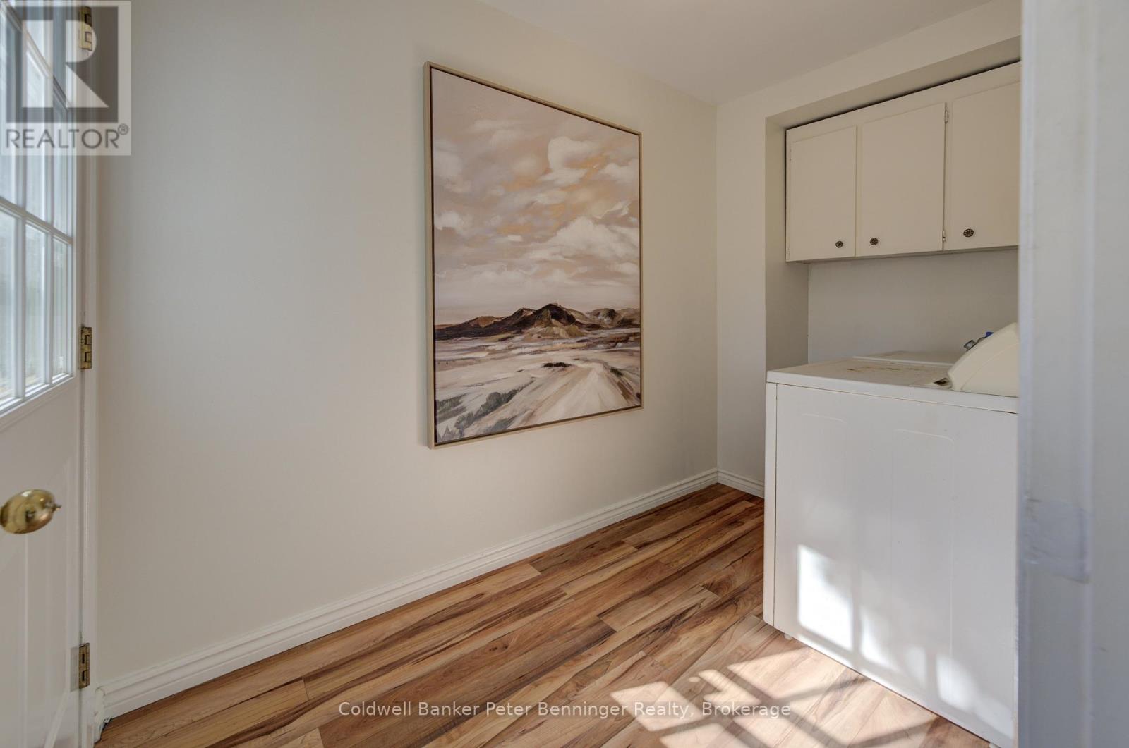 Photo 21 of 161 Satok Crescent, Milton ON