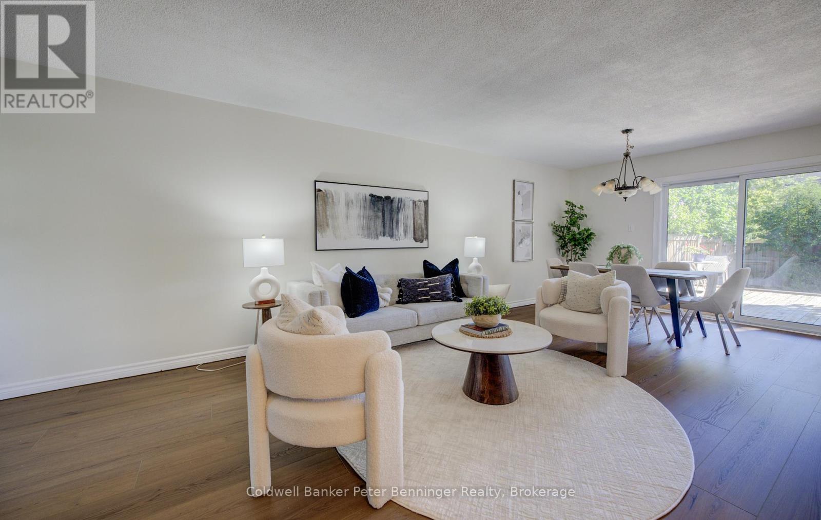 Photo 6 of 161 Satok Crescent, Milton ON