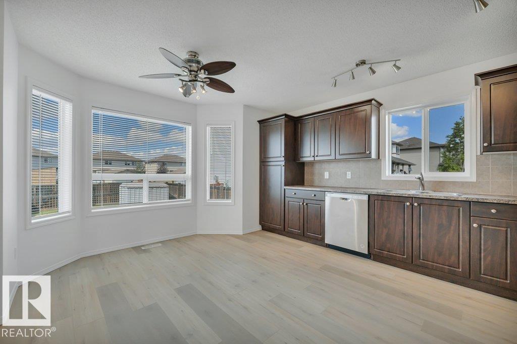 Photo 12 of 534 Songhurst Wy, Leduc AB
