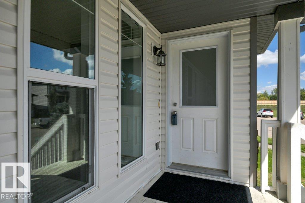 Photo 4 of 534 Songhurst Wy, Leduc AB