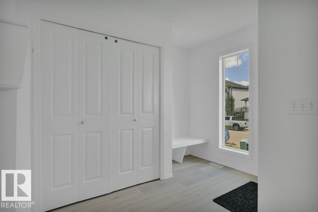 Photo 7 of 534 Songhurst Wy, Leduc AB