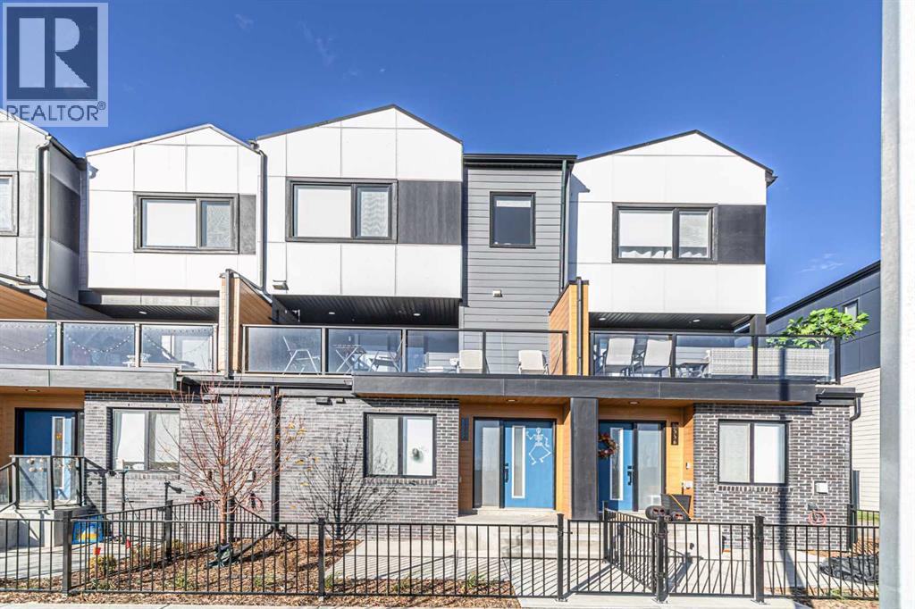 Single Family House for Sale in  th Avenue SE Belvedere Calgary 