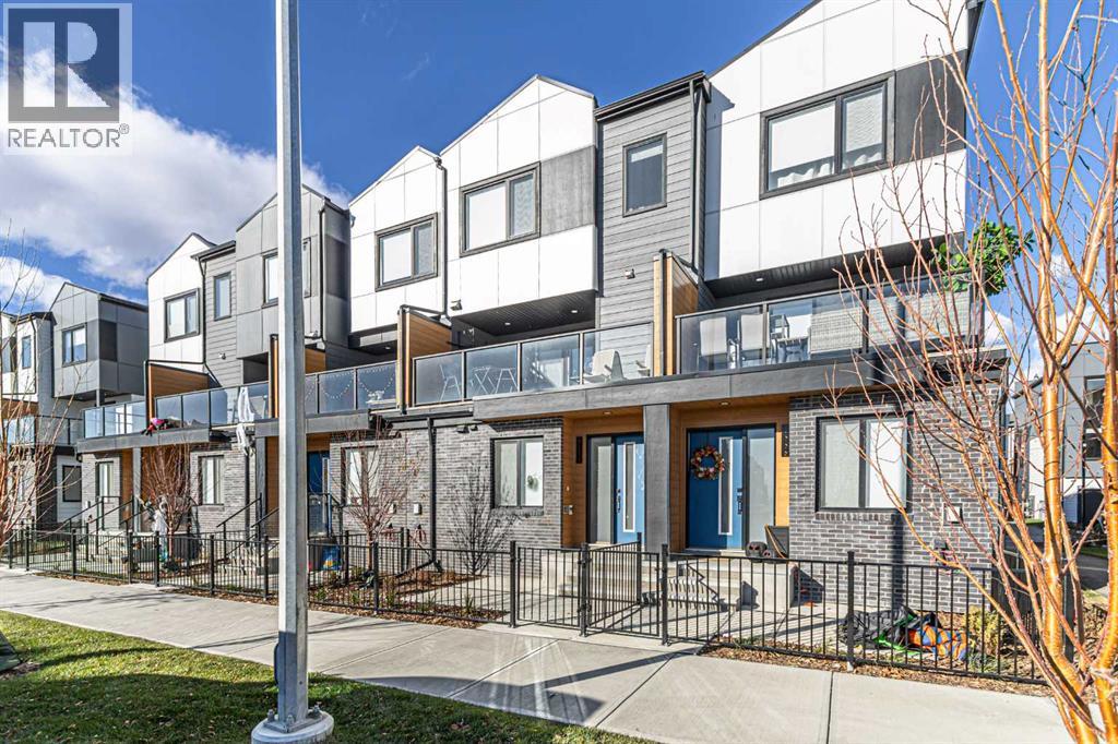 Single Family House for Sale in  th Avenue SE Belvedere Calgary 