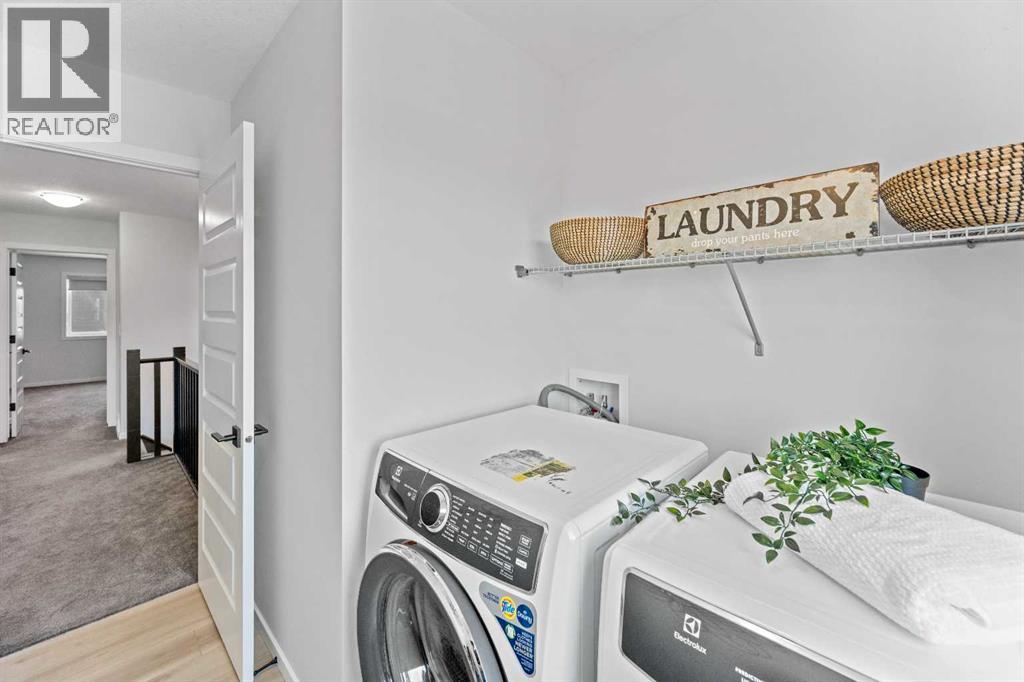 Photo 14 of 299 Yorkville Road Sw, Calgary AB