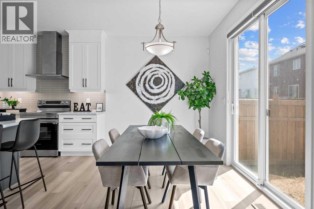 Photo 15 of 299 Yorkville Road Sw, Calgary AB