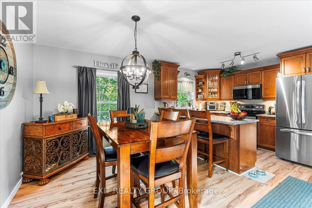 Photo 23 of 1262 Quin Mo Lac Road, Tweed ON