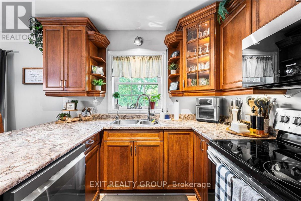 Photo 46 of 1262 Quin Mo Lac Road, Tweed ON