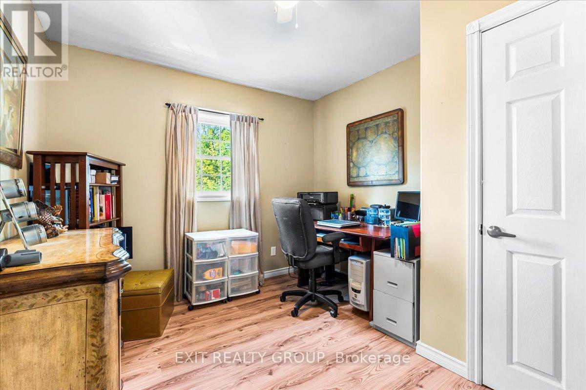 Photo 11 of 1262 Quin Mo Lac Road, Tweed ON