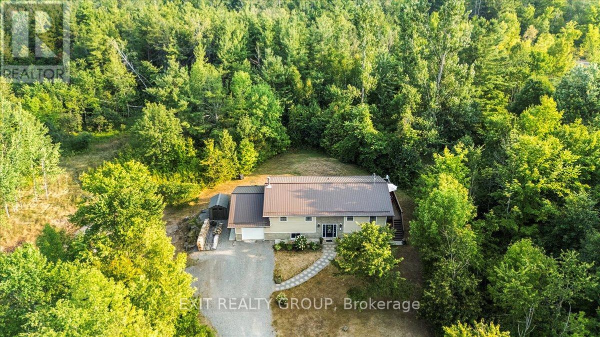 Photo 28 of 1262 Quin Mo Lac Road, Tweed ON