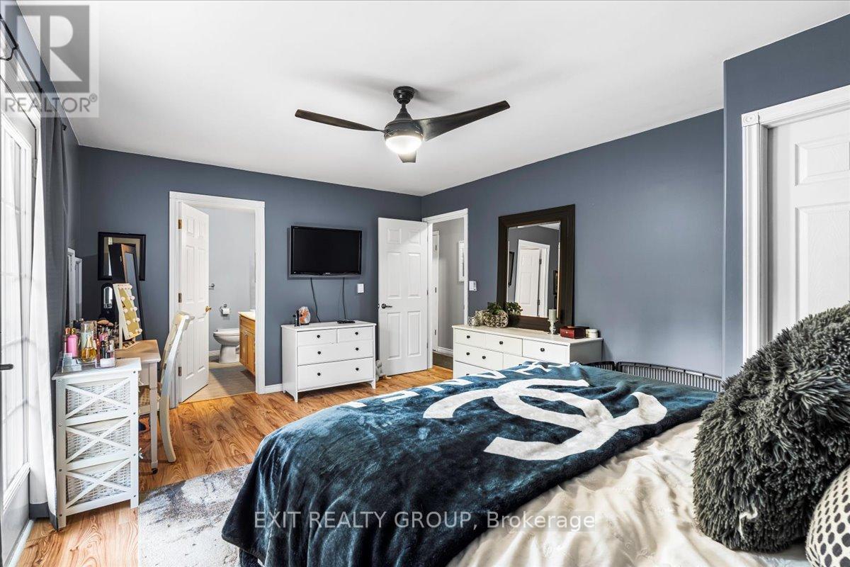 Photo 15 of 1262 Quin Mo Lac Road, Tweed ON