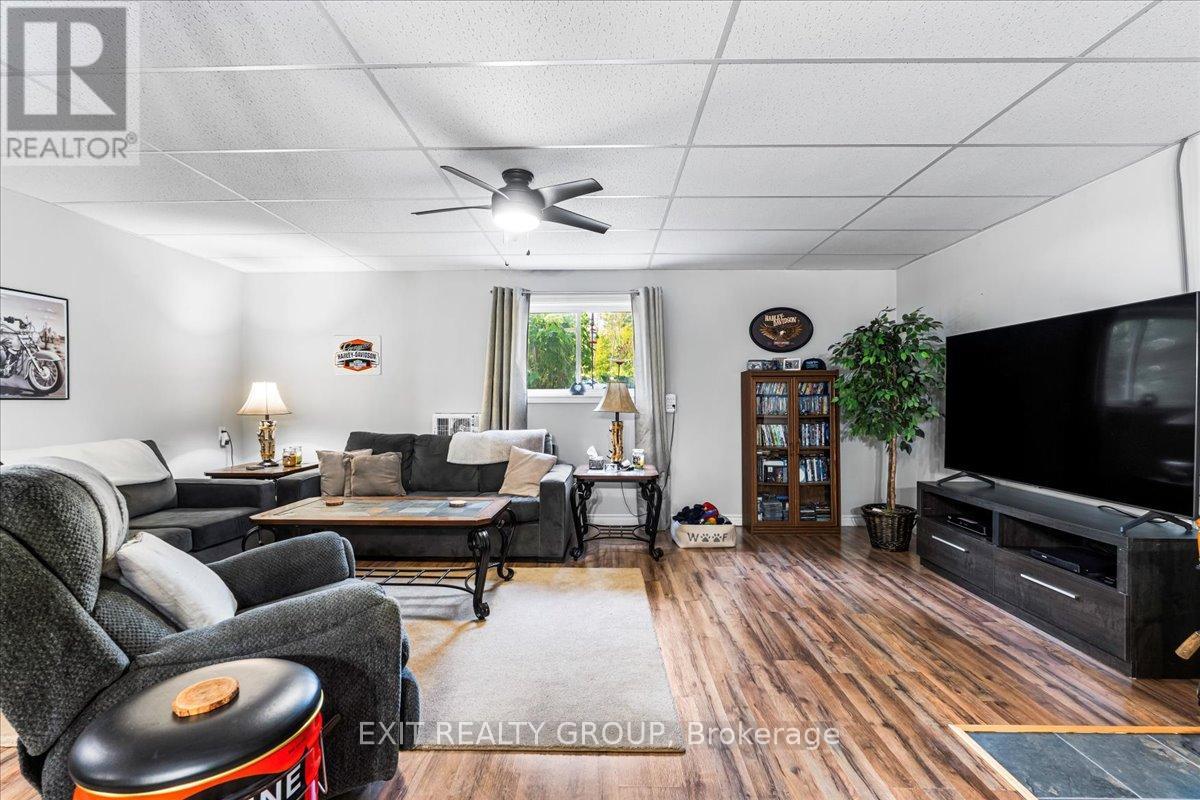 Photo 18 of 1262 Quin Mo Lac Road, Tweed ON