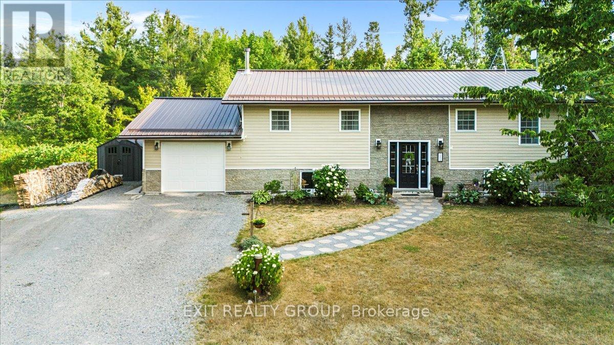 Photo 17 of 1262 Quin Mo Lac Road, Tweed ON