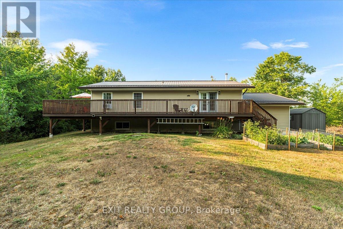 Photo 40 of 1262 Quin Mo Lac Road, Tweed ON