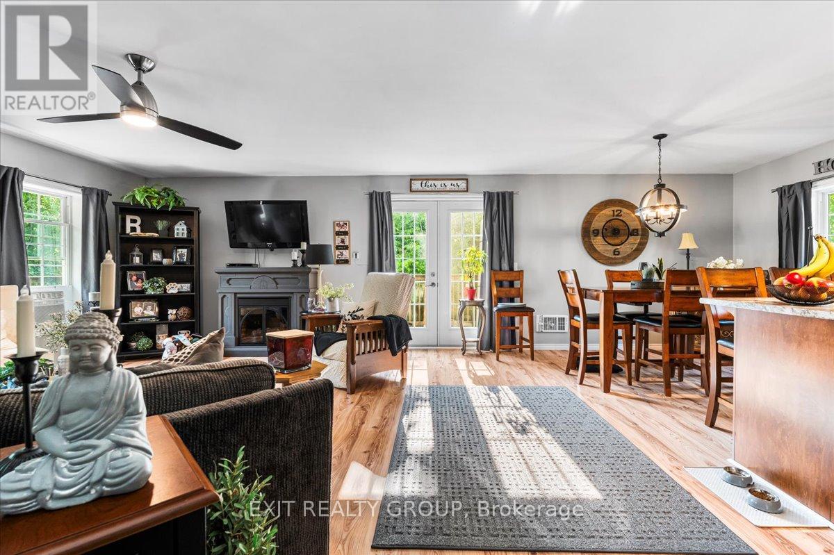 Photo 42 of 1262 Quin Mo Lac Road, Tweed ON