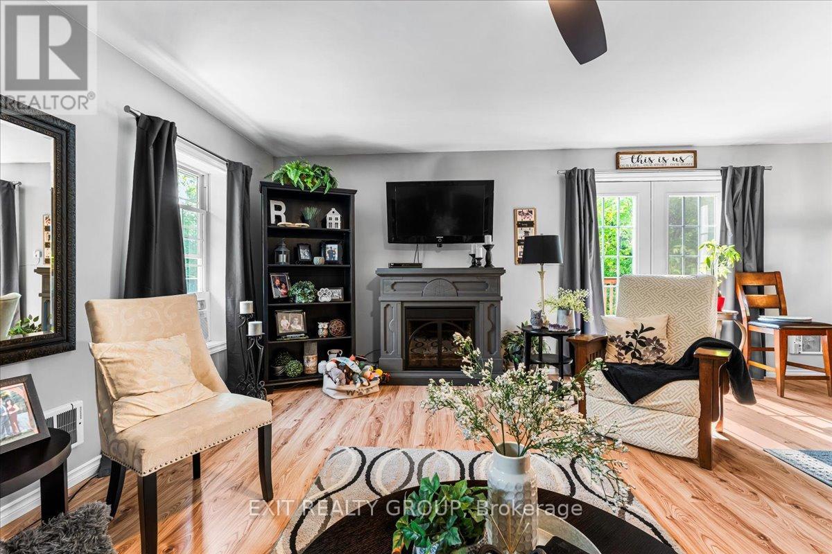 Photo 27 of 1262 Quin Mo Lac Road, Tweed ON