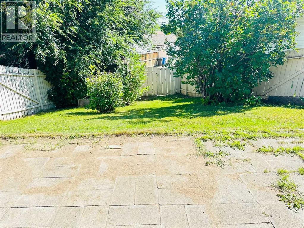 Single Family House Bungalow for Sale in  Berwick Rise NW Beddington Heights Calgary 