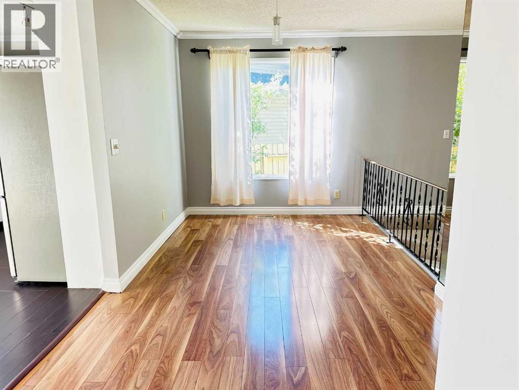 Single Family House Bungalow for Sale in  Berwick Rise NW Beddington Heights Calgary 