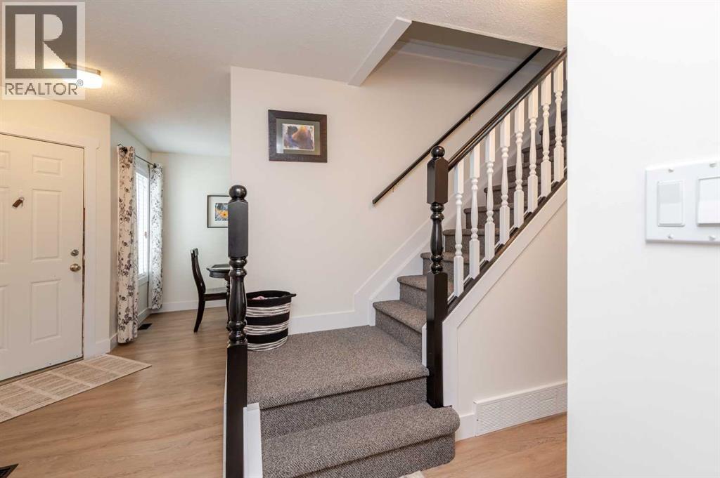 Photo 4 of 106 9140 101 Avenue, Grande Prairie AB