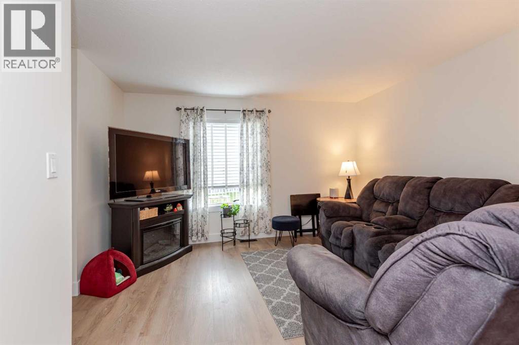 Photo 8 of 106 9140 101 Avenue, Grande Prairie AB