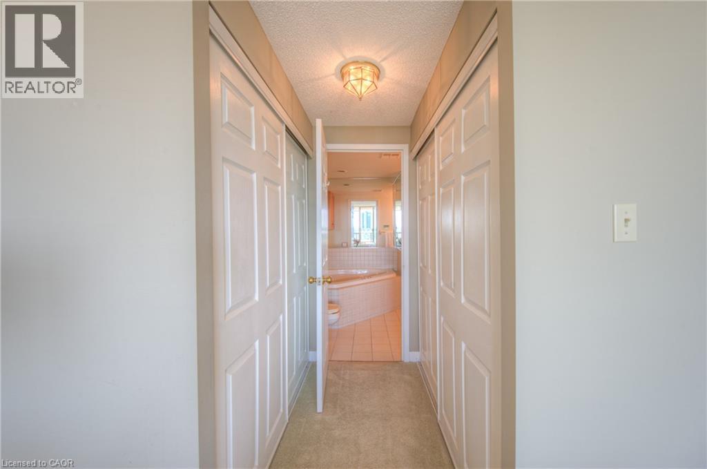Photo 22 of 4 Willow Street Unit 1502, Waterloo ON