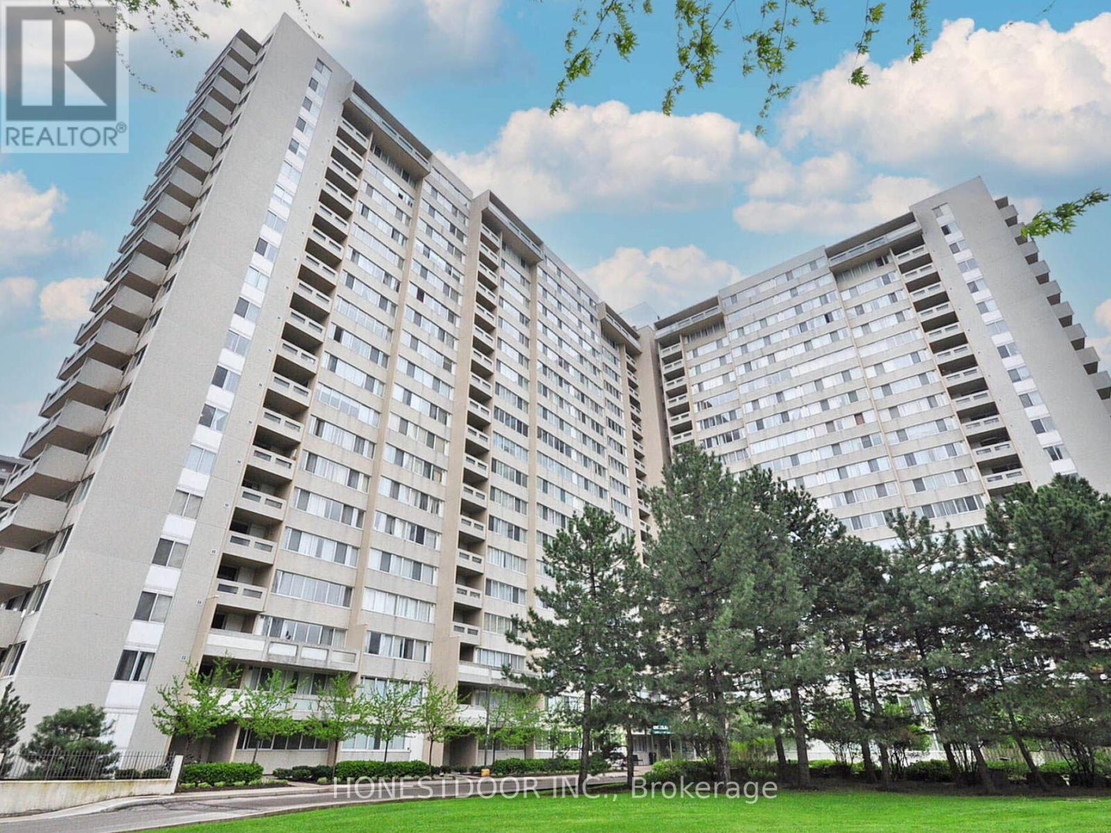 Photo 36 of 808 3590 Kaneff Crescent, Mississauga ON