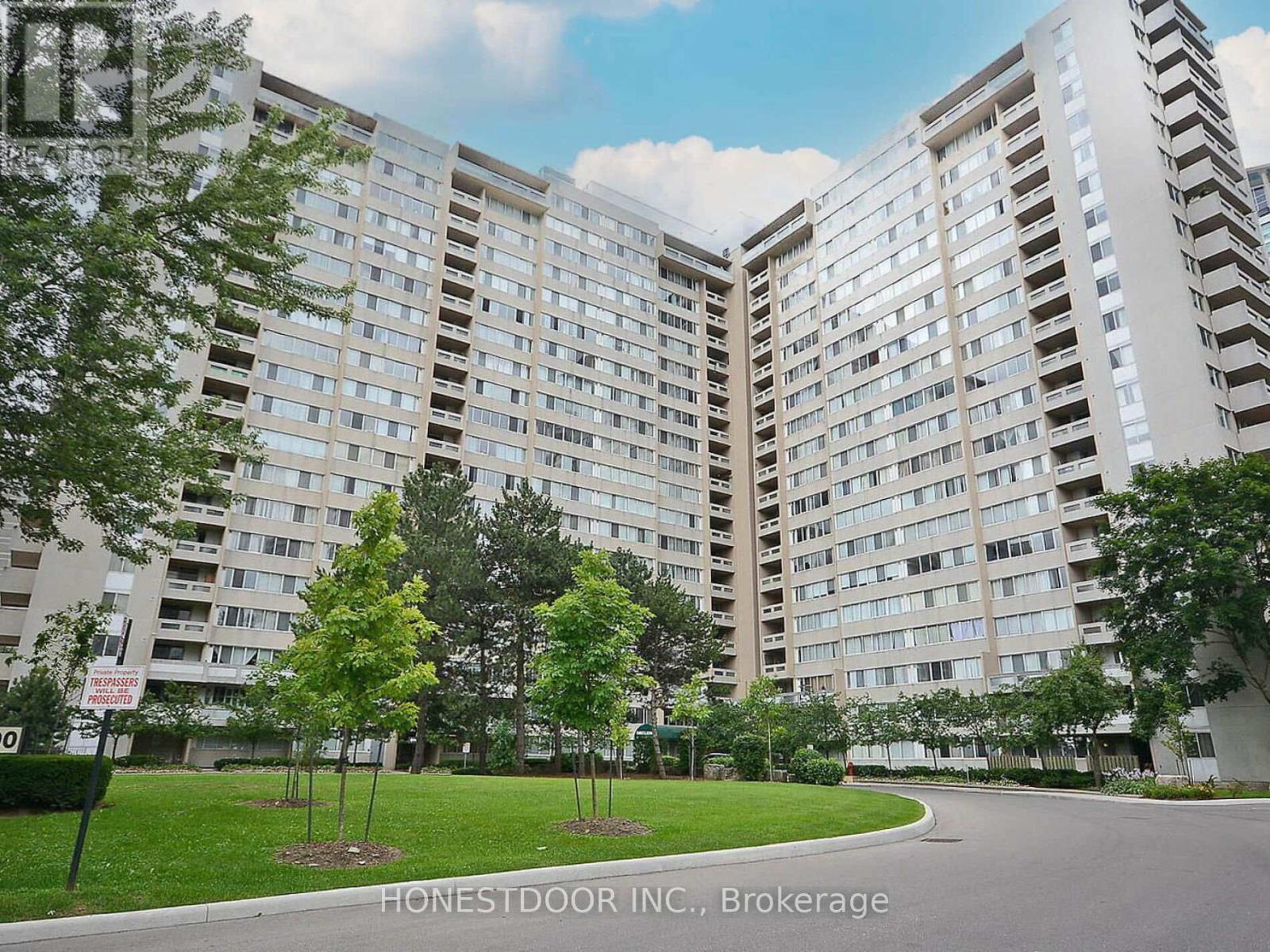 Photo 50 of 808 3590 Kaneff Crescent, Mississauga ON