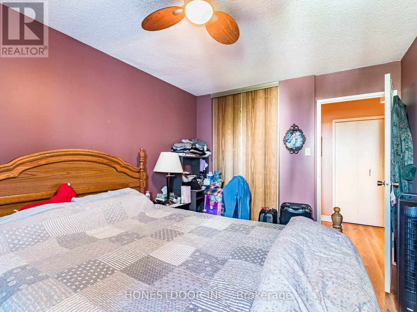 Photo 31 of 808 3590 Kaneff Crescent, Mississauga ON