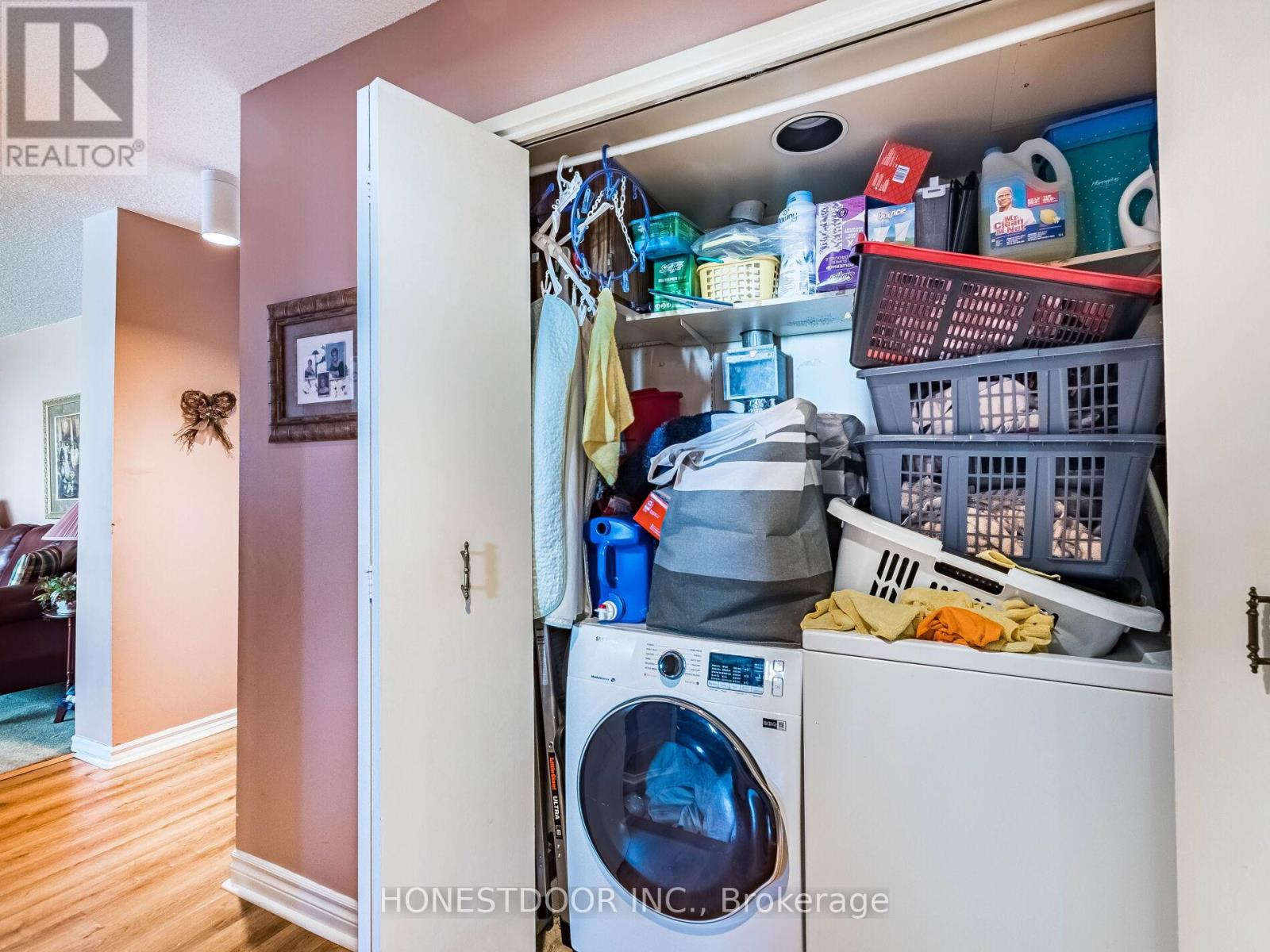 Photo 42 of 808 3590 Kaneff Crescent, Mississauga ON