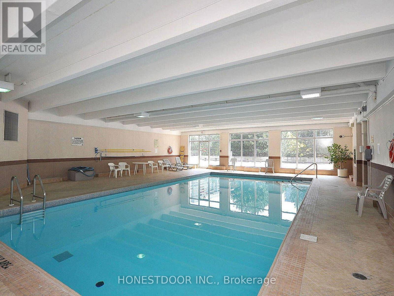 Photo 29 of 808 3590 Kaneff Crescent, Mississauga ON