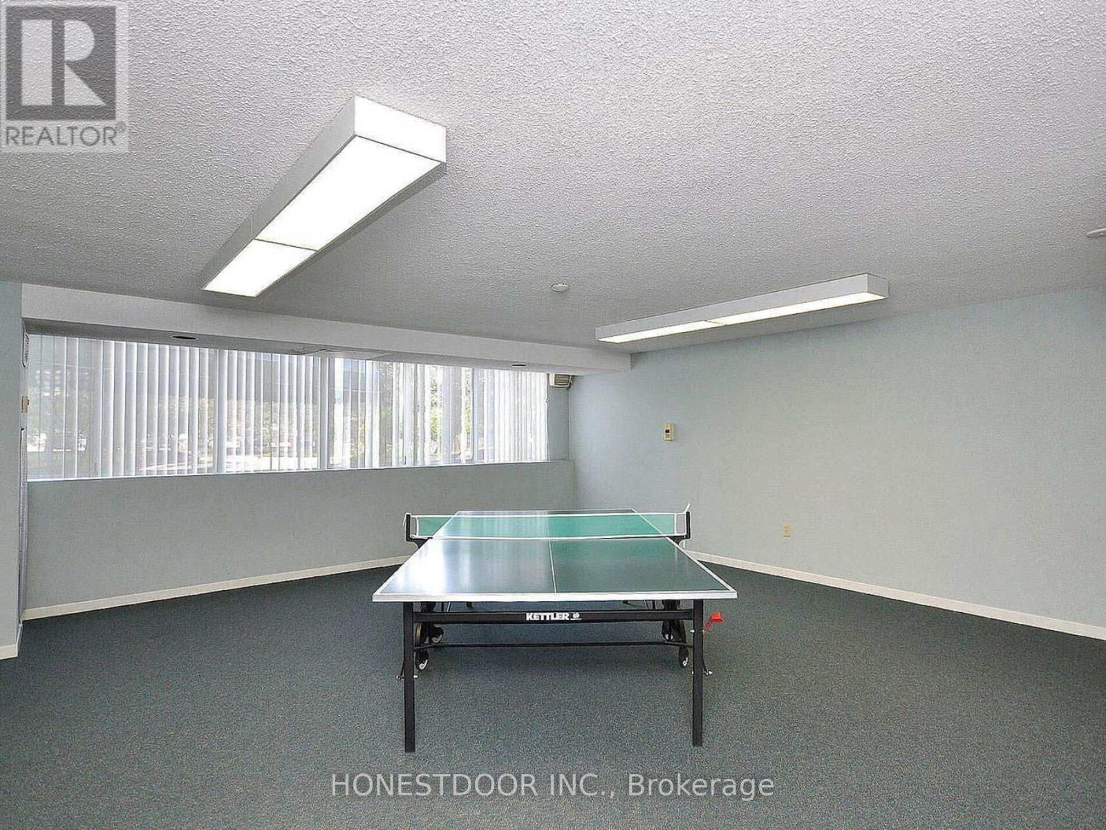 Photo 10 of 808 3590 Kaneff Crescent, Mississauga ON