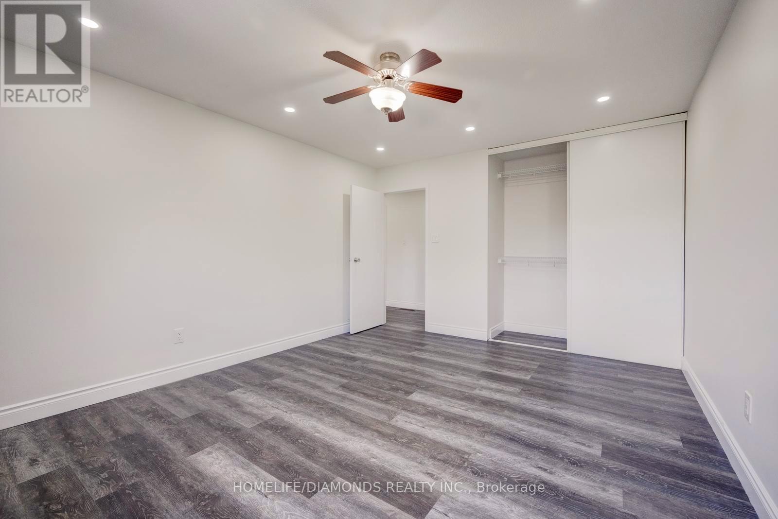 Photo 11 of 370 Hansen Road N, Brampton ON