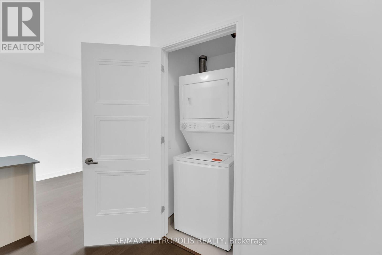 Photo 1 of 602 25 Neighbourhood Lane, Toronto ON