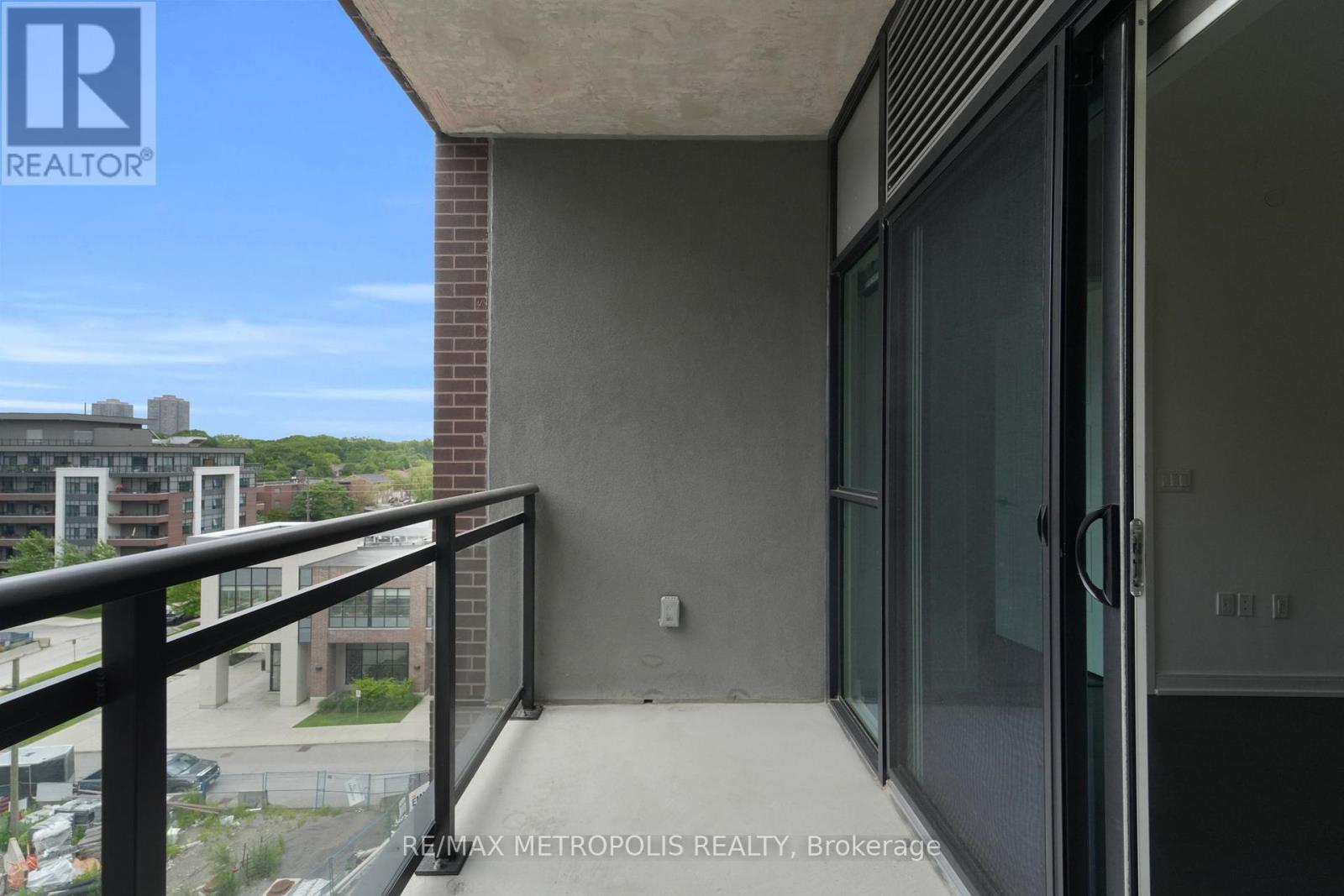 Photo 13 of 602 25 Neighbourhood Lane, Toronto ON