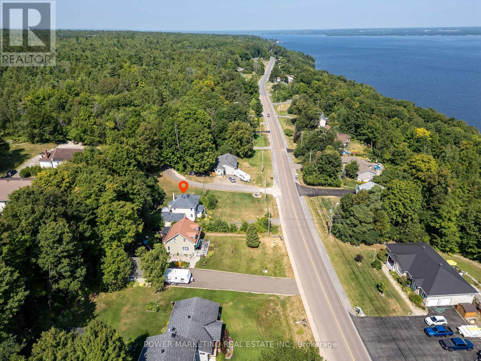 Photo 5 of 979 River Road, Mcnab Braeside ON