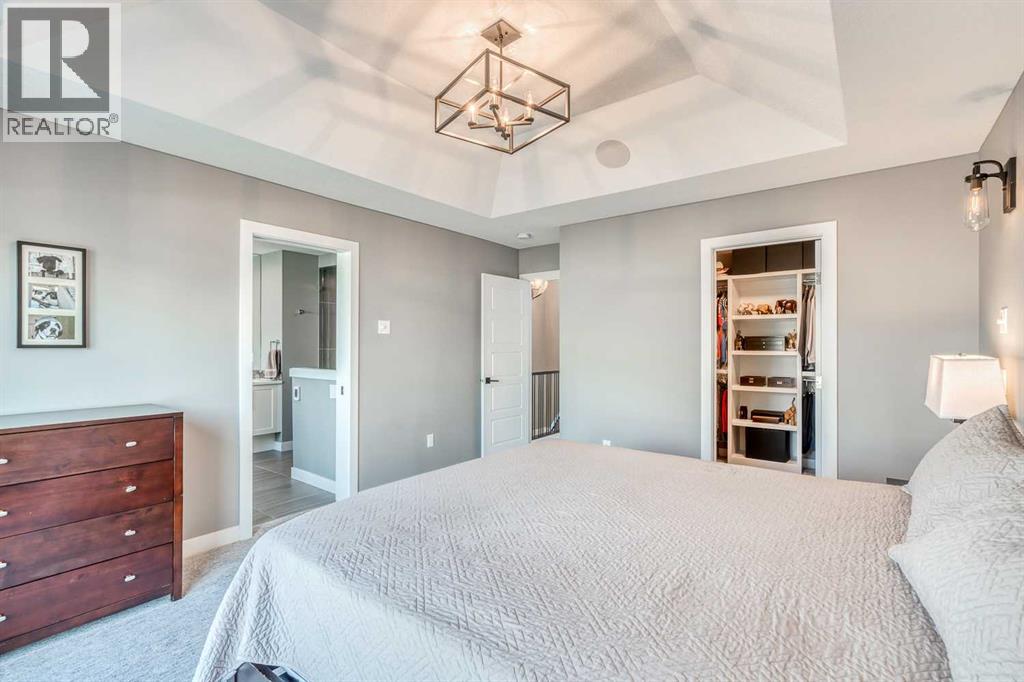 Single Family House for Sale in   Street NW Parkdale Calgary 