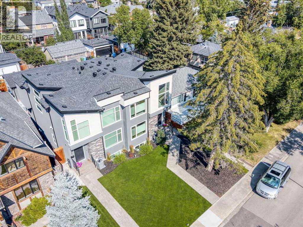 Single Family House for Sale in   Street NW Parkdale Calgary 