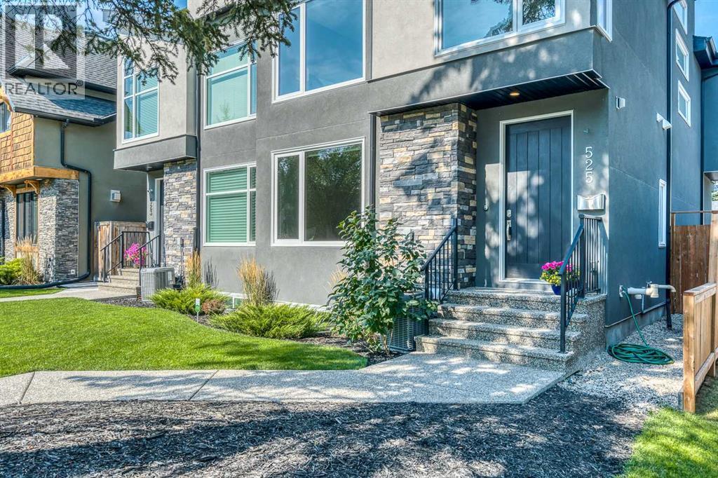 Single Family House for Sale in   Street NW Parkdale Calgary 