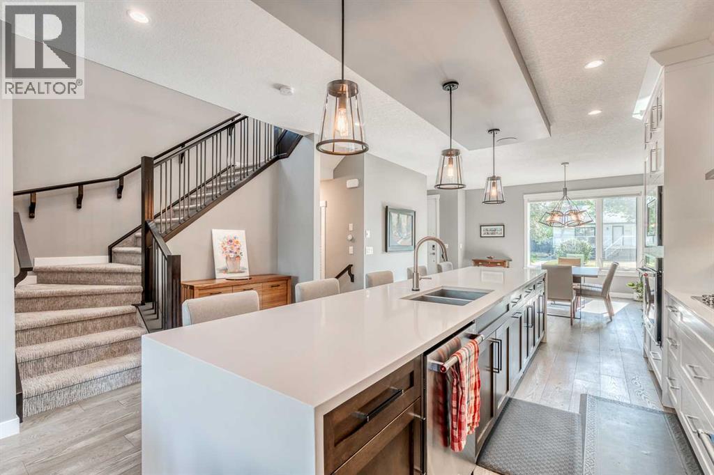 Single Family House for Sale in   Street NW Parkdale Calgary 
