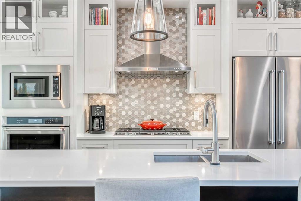 Single Family House for Sale in   Street NW Parkdale Calgary 