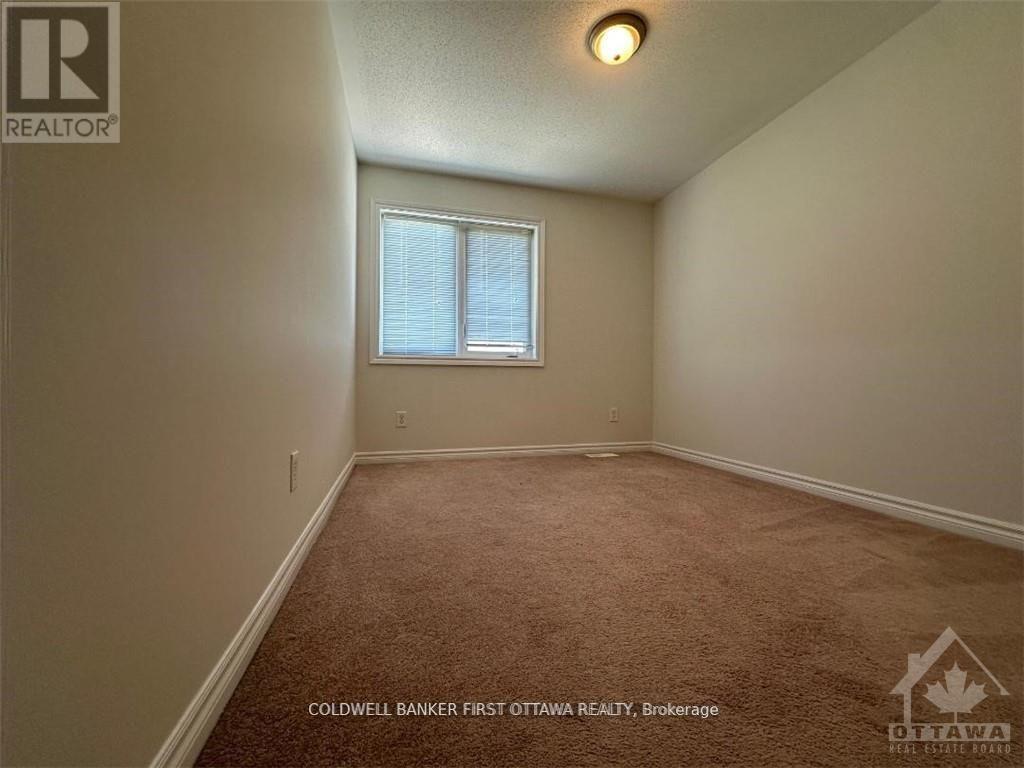 Photo 10 of 1625 Haydon Circle, Ottawa ON