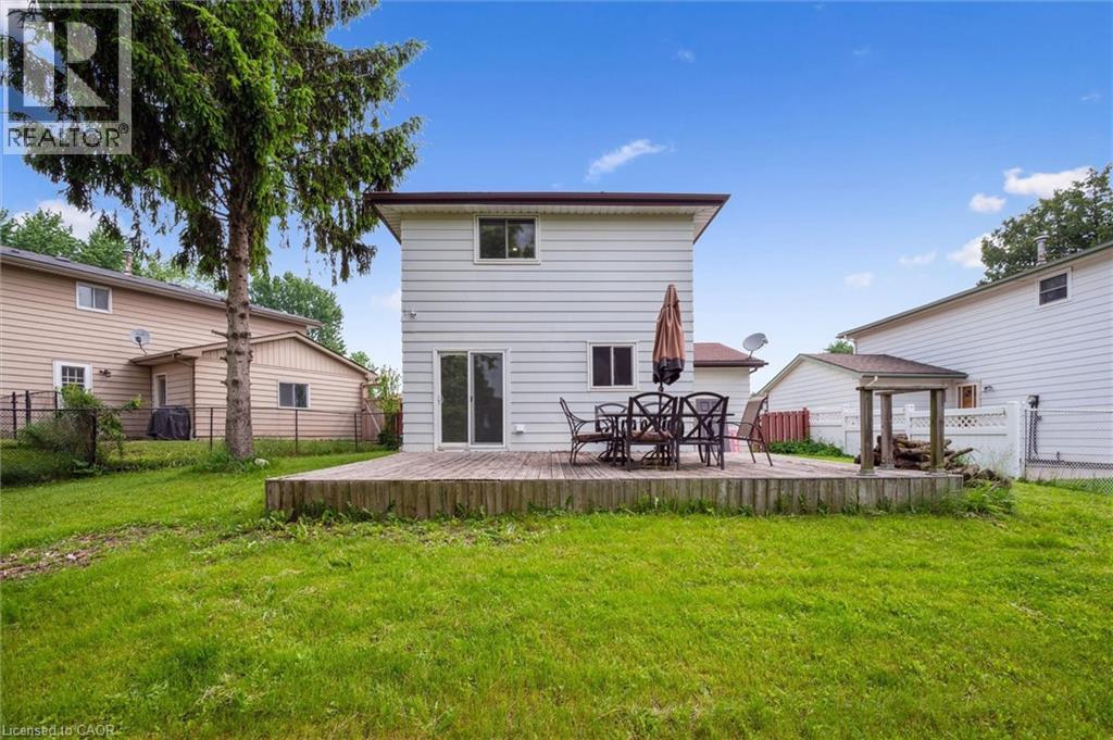 Photo 15 of 21 Forest Glen Court Unit Upper, Kitchener ON