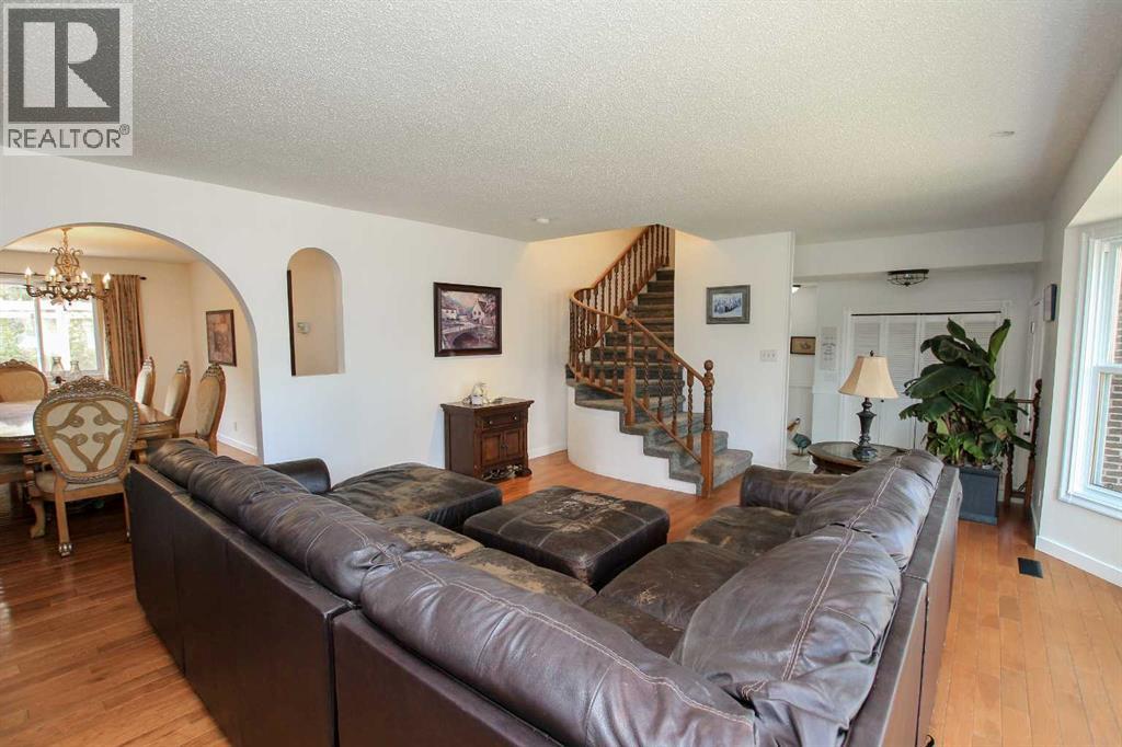 Photo 40 of 39 Allan Street, Red Deer AB