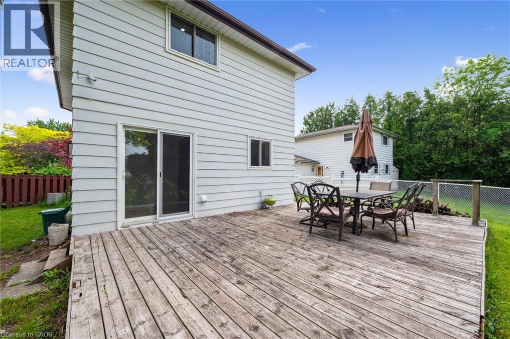 Photo 18 of 21 Forest Glen Court Unit Upper, Kitchener ON