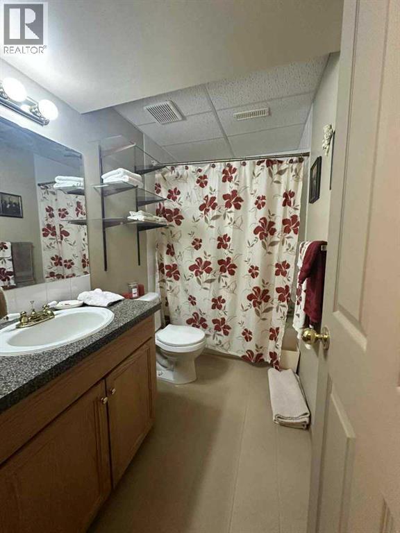 Photo 16 of 22 Ansett Crescent, Red Deer AB