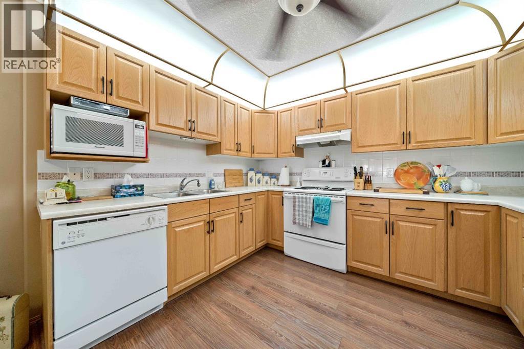 Single Family House for Sale in   Southview Drive SE Connaught Medicine Hat 