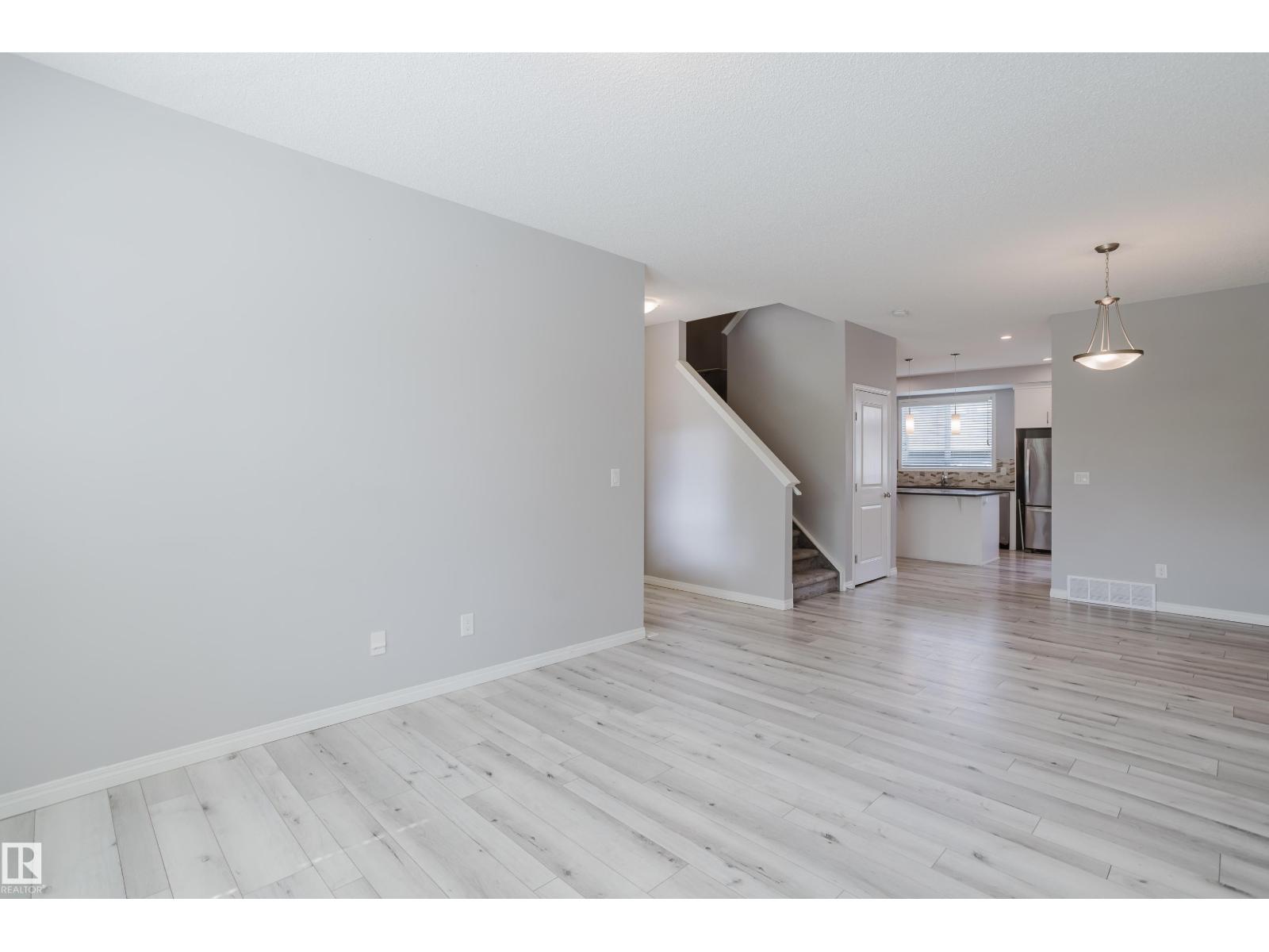 Photo 18 of 8144 Chappelle Wy Sw, Edmonton AB