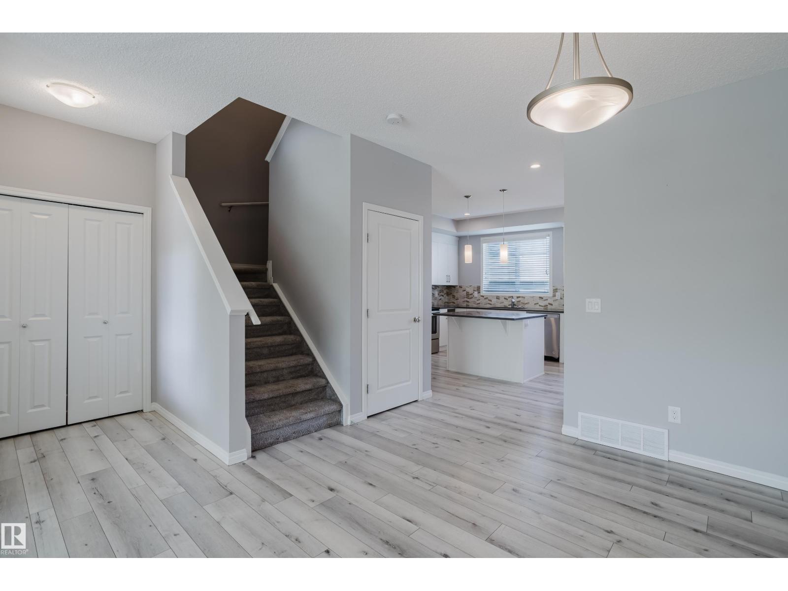 Photo 21 of 8144 Chappelle Wy Sw, Edmonton AB