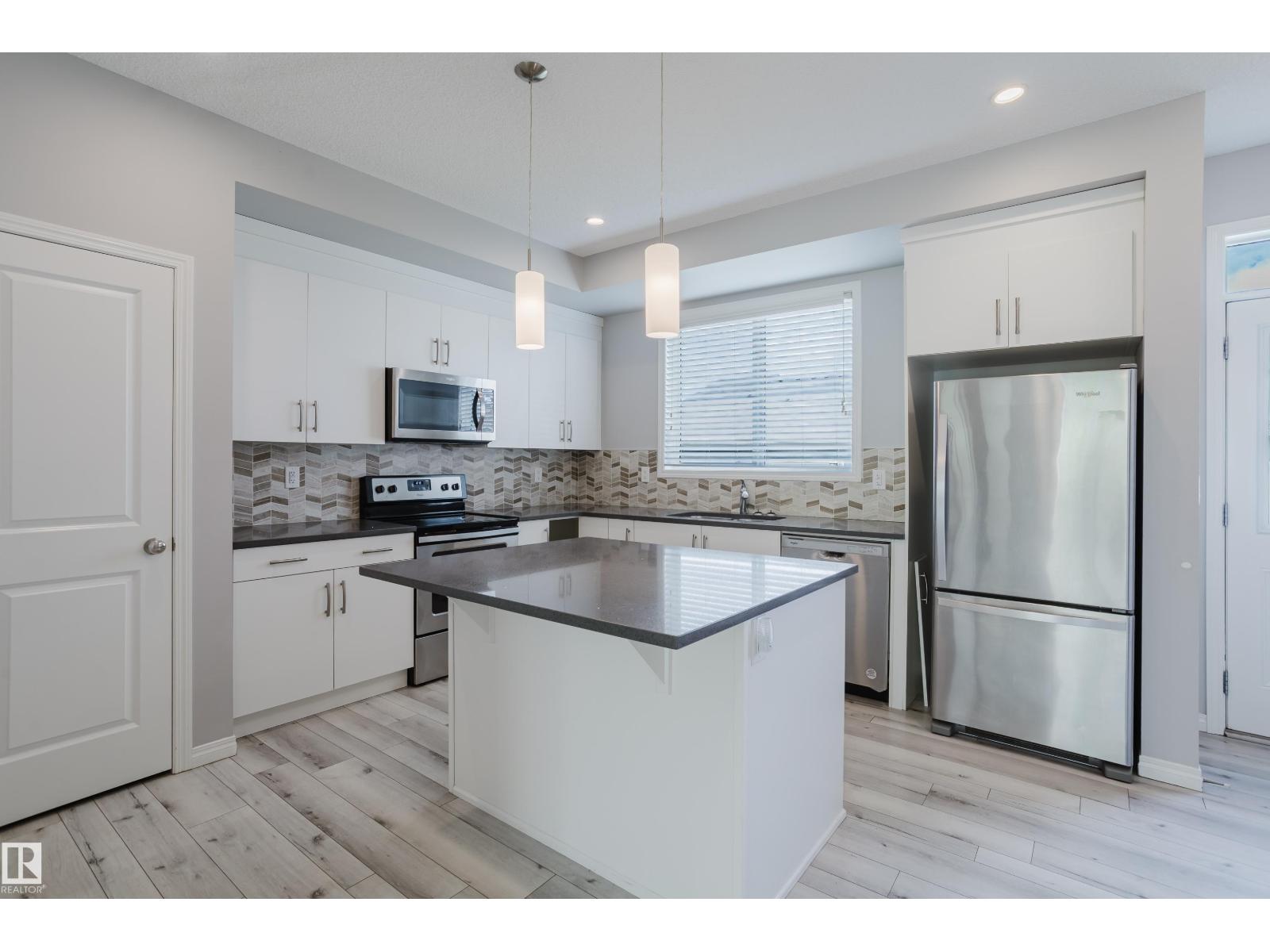 Photo 40 of 8144 Chappelle Wy Sw, Edmonton AB