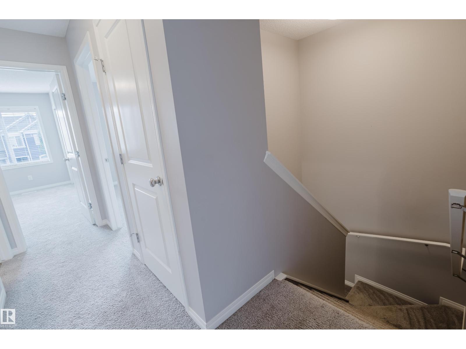 Photo 9 of 8144 Chappelle Wy Sw, Edmonton AB